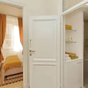 Apartamento Elegant In The Heart Of Rome-navona Area, Roma