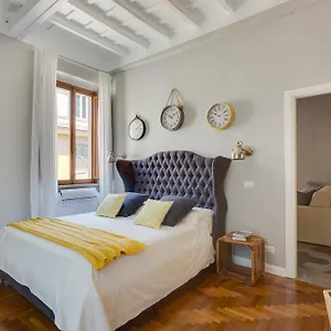 Apartment Romexperience Borgo Pio, Rom