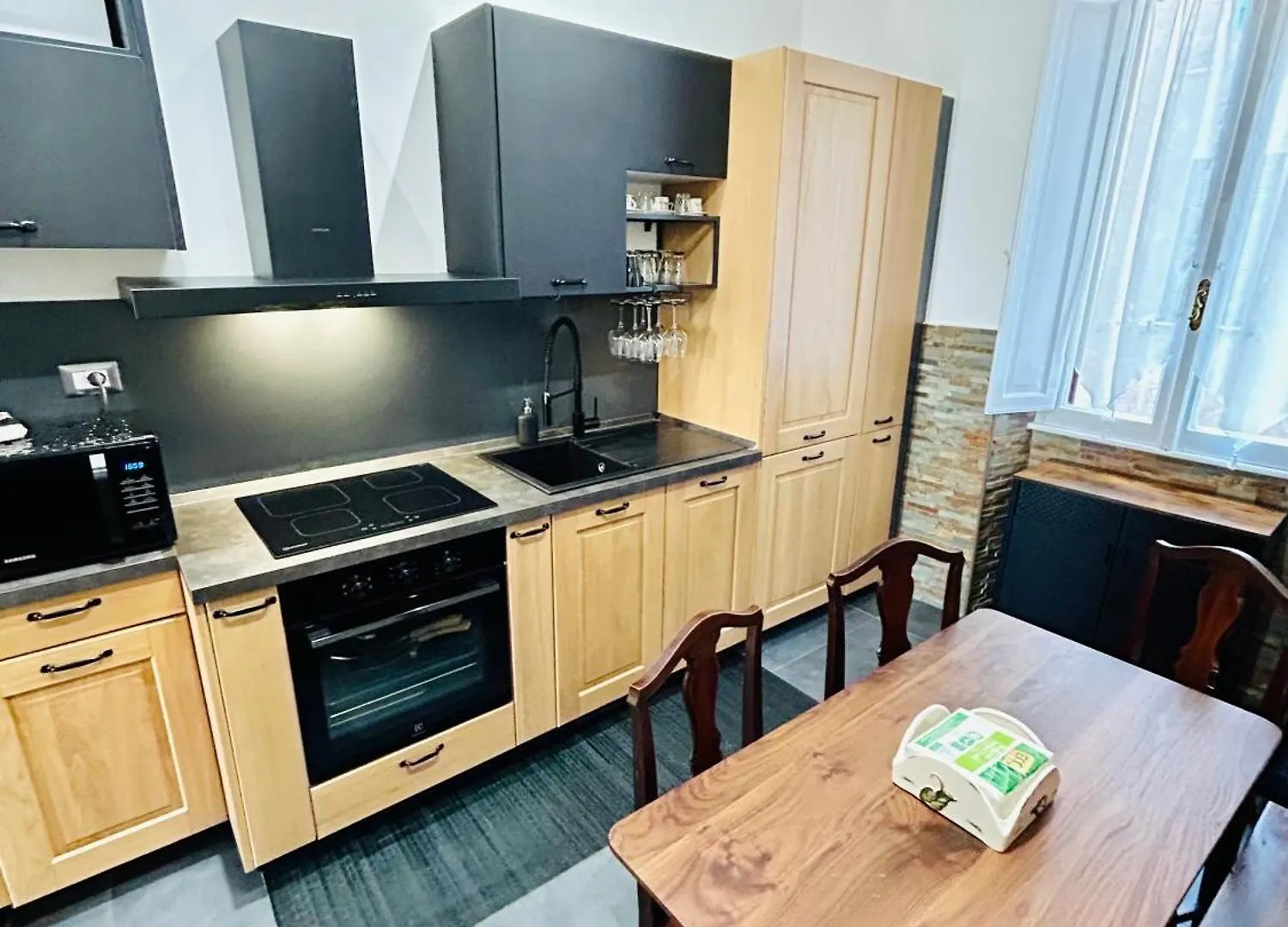 Prati Di Borgo Apartment Rome Italy