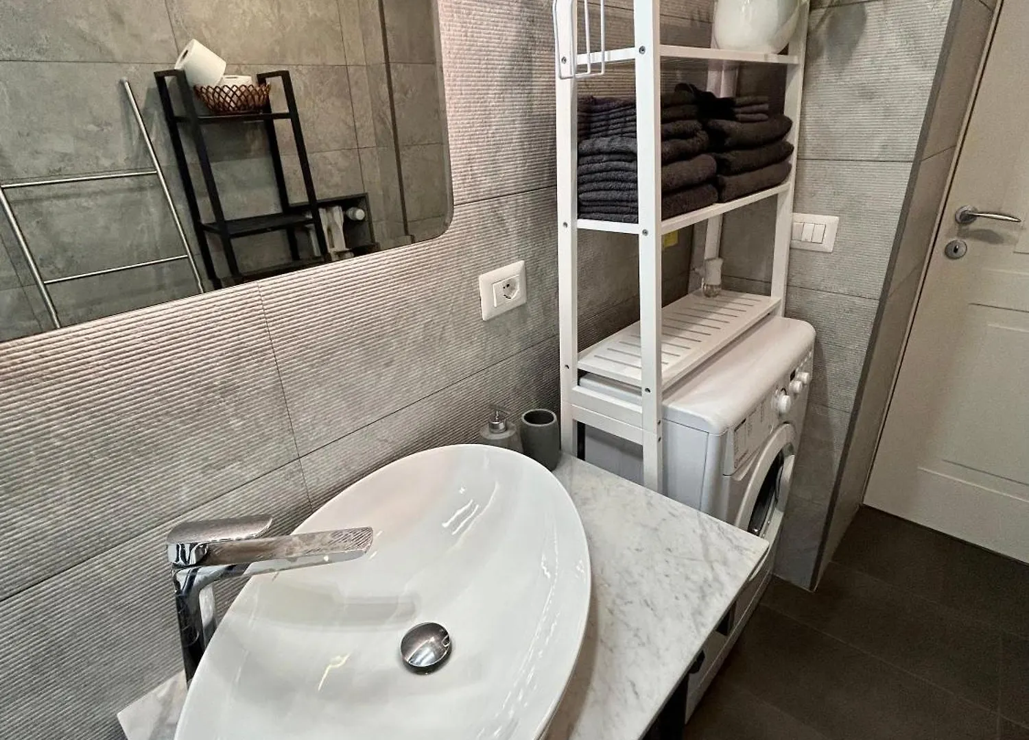 Prati Di Borgo Apartment Rome
